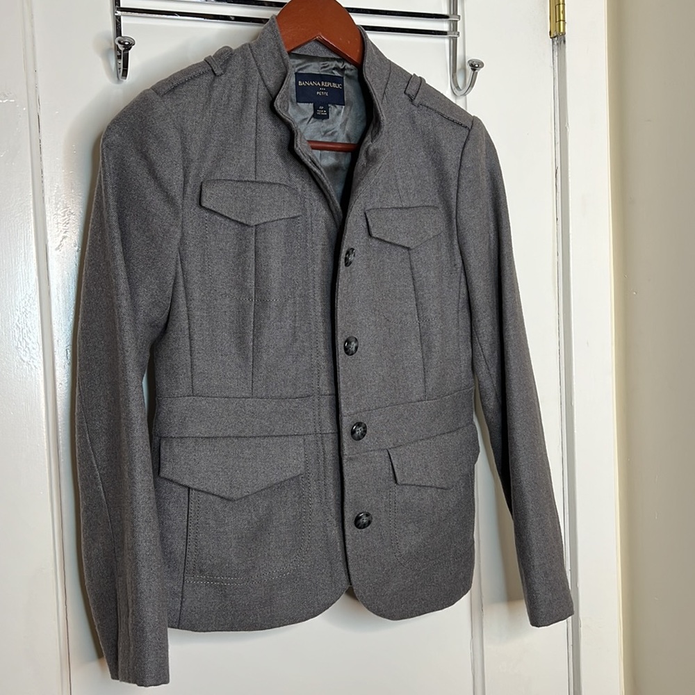 Banana Republic Petite Structured Military style Gray Wool  and Satin Coat S